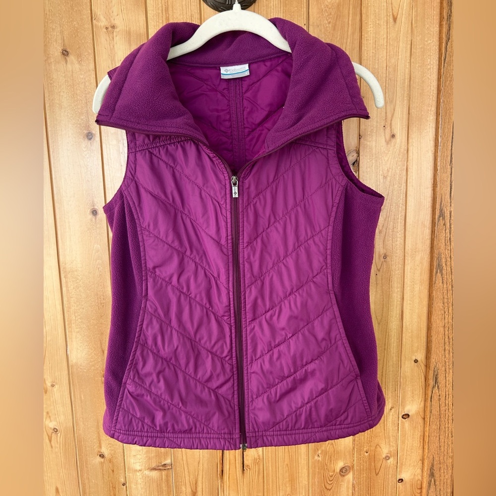 Columbia Women's Plum Quilted Vest Size S